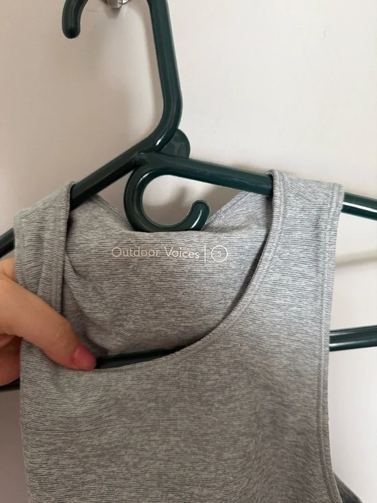 Outdoor Voices Slashback Crop Top - Picture 5 of 8